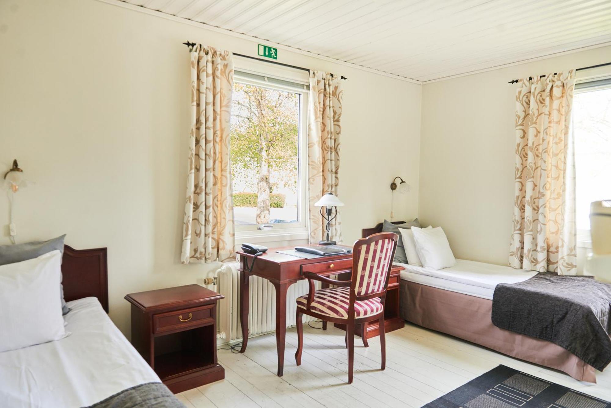 Hotell Bjoerkhaga Mullsjö Extérieur photo